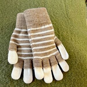 Gap Gloves